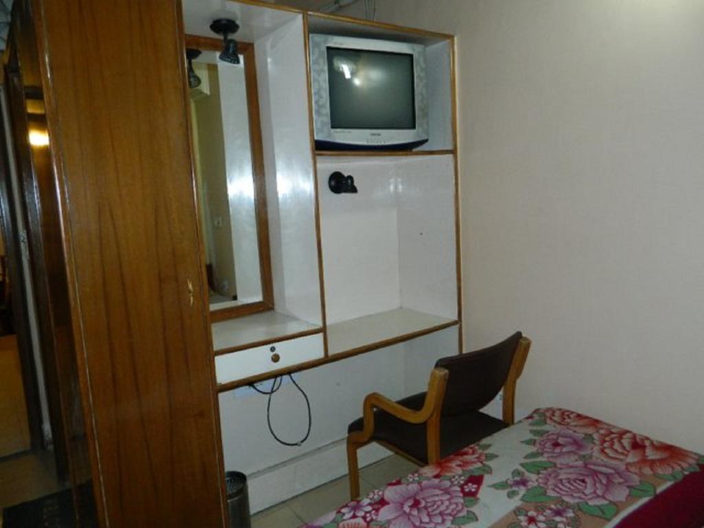 Viraaj Guest House Noida Exterior photo